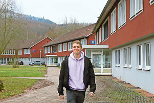 Letzter Mohikaner „auf dem Berg“: Johannes Dörr. 2000 bis 3000 Jungen und Mädchen haben das Internat besucht. Foto: Iversen