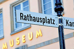 Wird kein Helmut-Kohl-Platz: Die Frankenthaler CDU wollte nach dem Tod des Altkanzlers den Rathausplatz umbenennen. Foto: Bolte