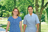 Überzeugt vom neuen Modell diakonischer Gemeinschaft (von links): Pfarrerin Corinna Kloss und Oberin Isabelle Wien. Foto: Landry